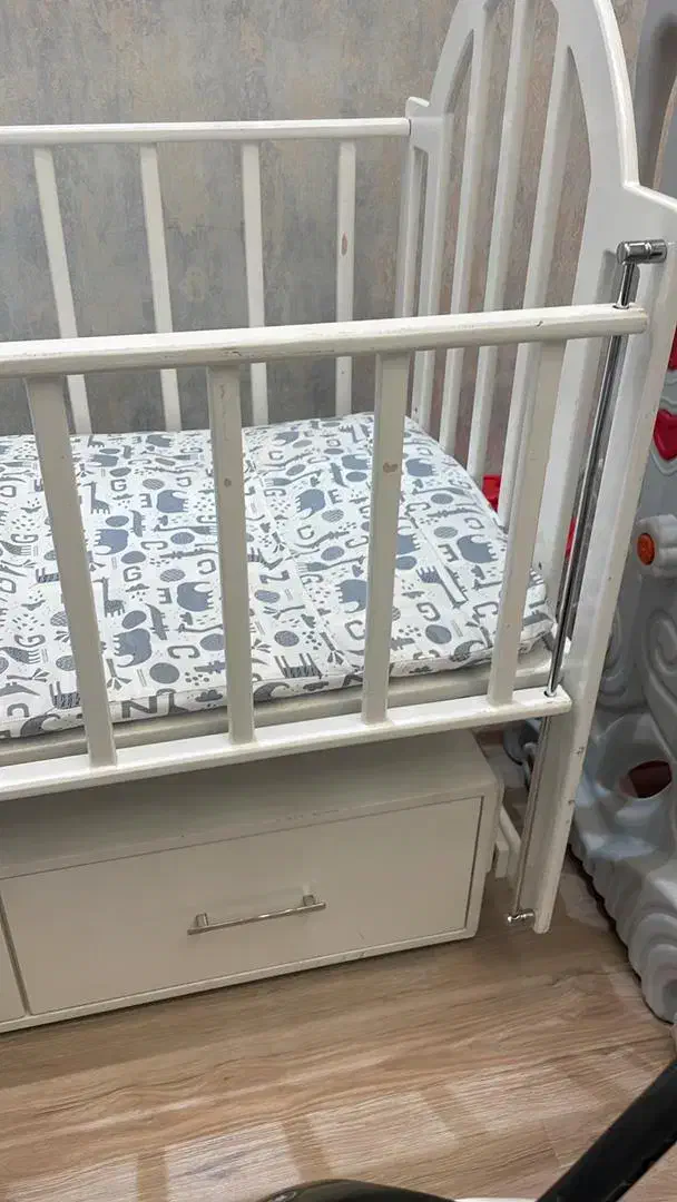 ننو|تخت و صندلی بچه|رشت, تازه آباد|دیوار