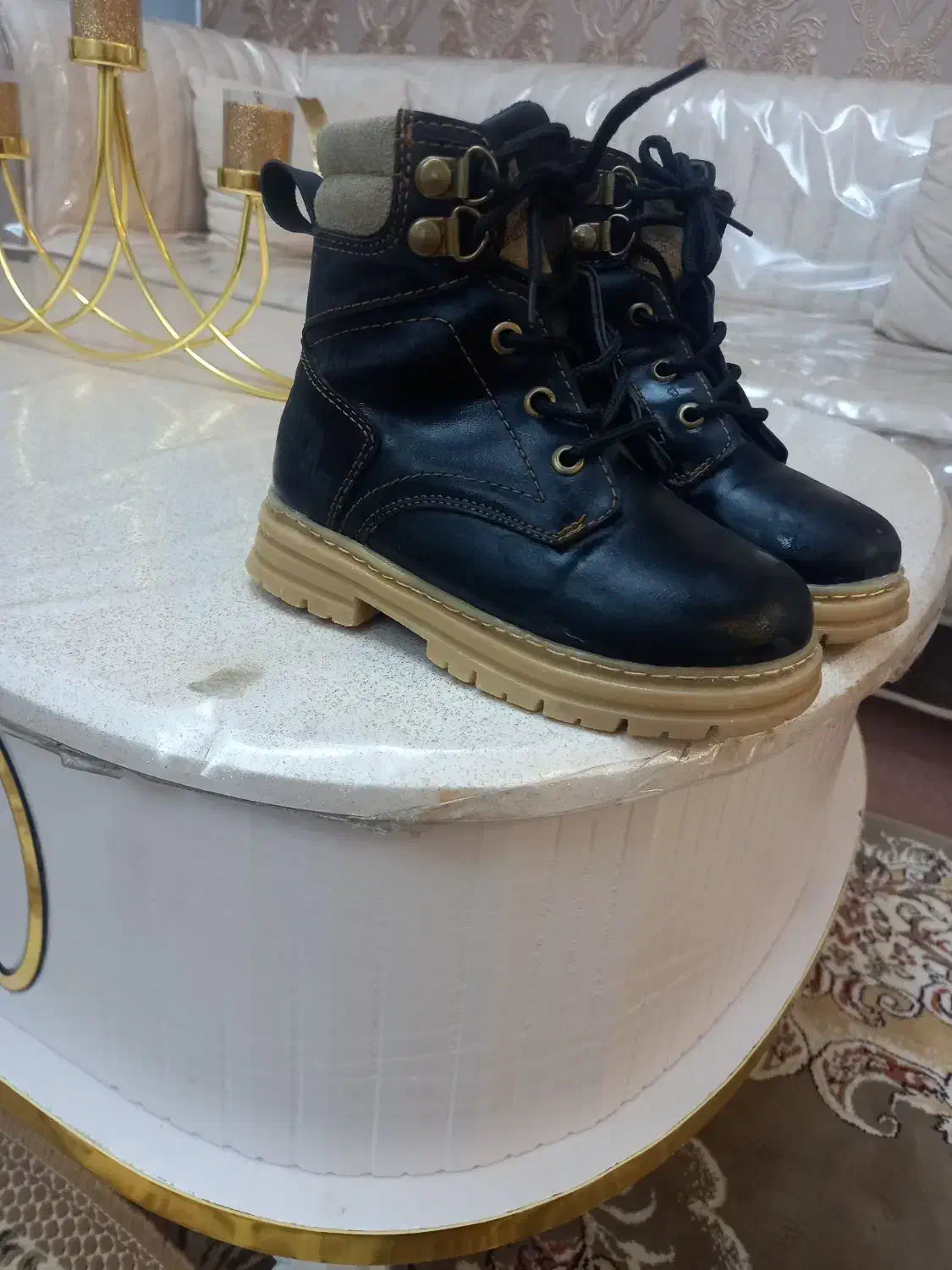 پوتین پسرونه|کیف، کفش، کمربند|ابهر, |دیوار