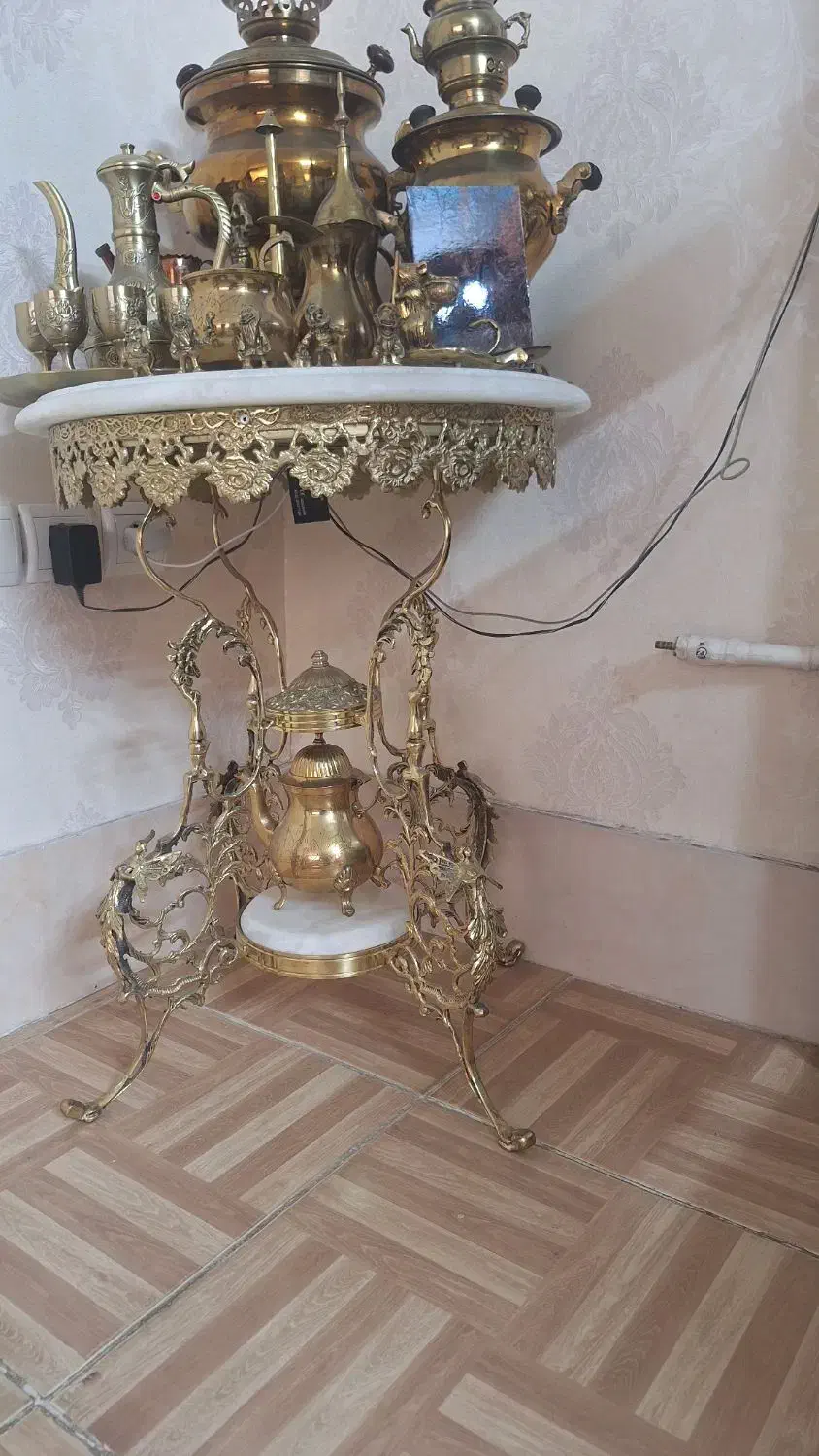 میز خاطره برونز|صنایع دستی و سایر لوازم تزئینی|قم, شهرک مهدیه (مدرس)|دیوار