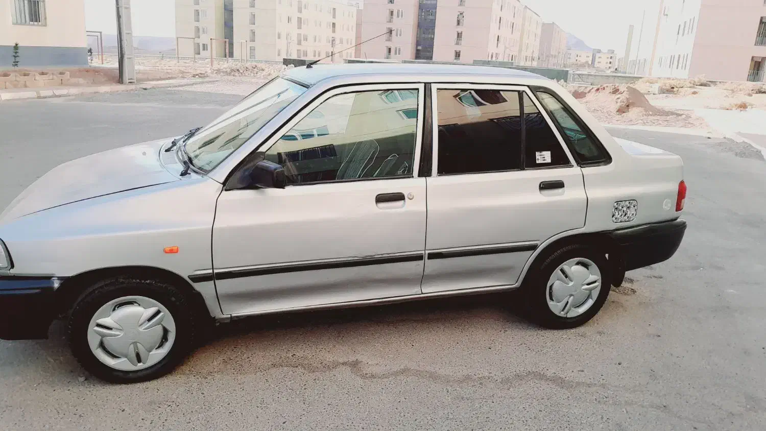 پراید|خودرو سواری و وانت|پرند, فاز ۶|دیوار