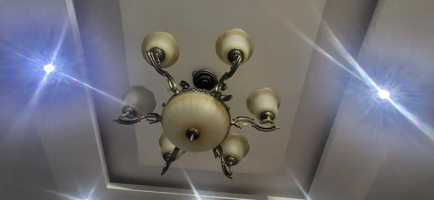 رنگ لوستر طلایی|لوستر و چراغ آویز|اصفهان, ارغوانیه|دیوار