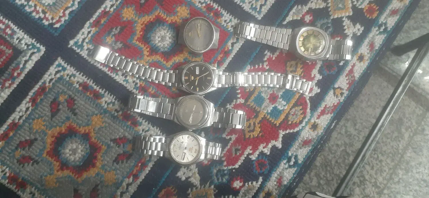 چنتا ساعت قدیمی|ساعت|اصفهان, پوریای ولی|دیوار