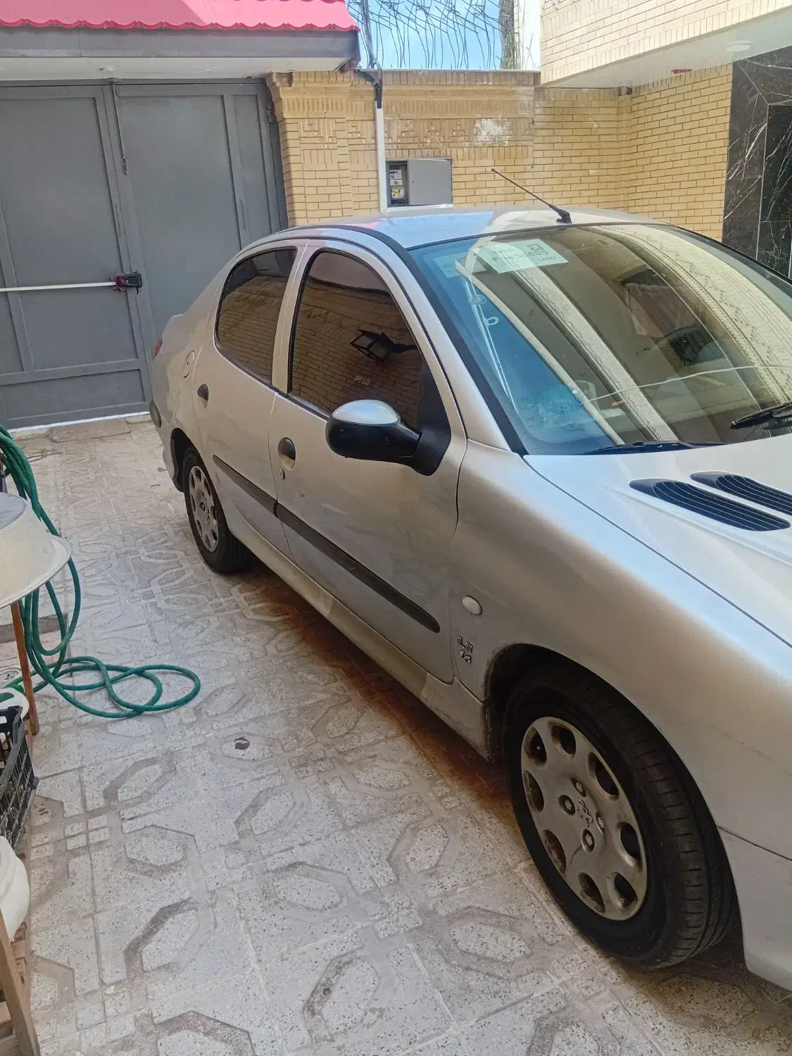 206nfu|خودرو سواری و وانت|صدرا-فارس, فاز ۱|دیوار