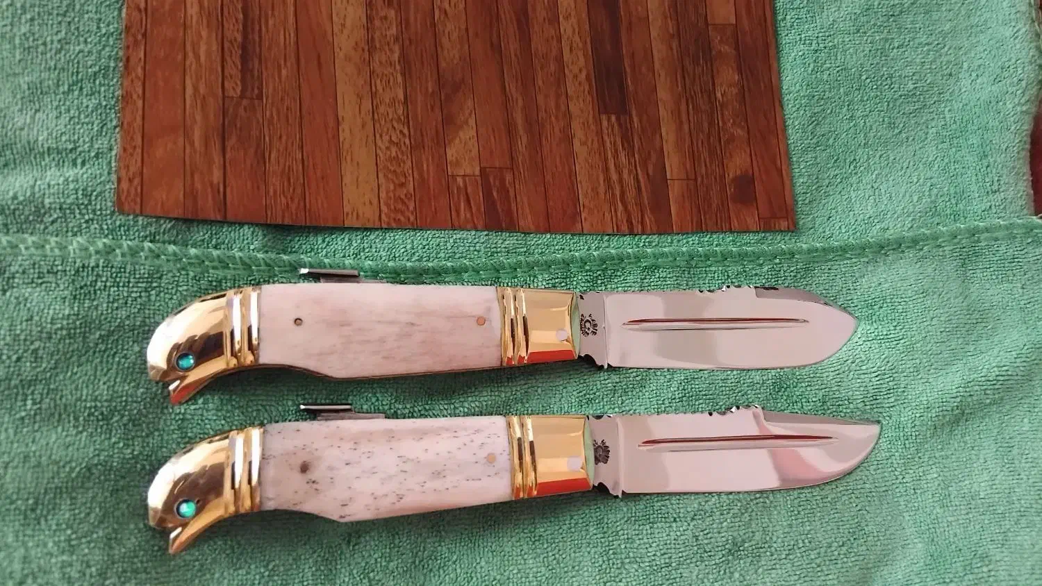 کلکسیونی|کلکسیون اشیاء عتیقه|زنجان, |دیوار