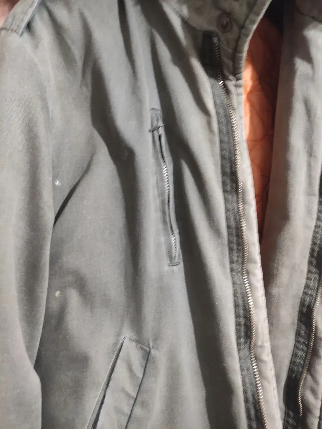 کآپشن کلاهدار|لباس|رشت, حمیدیان|دیوار