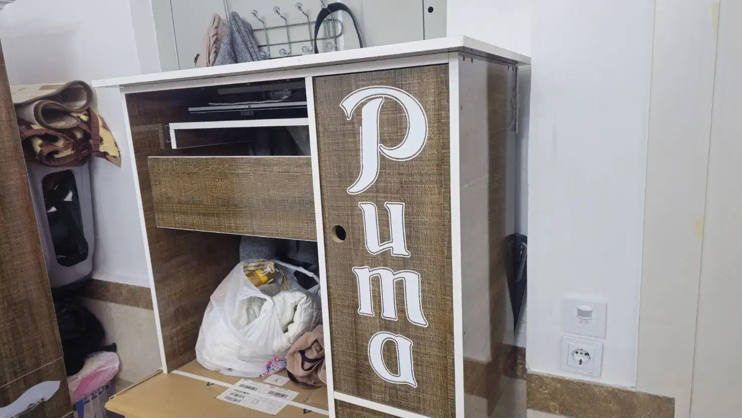 تخت و پای تخته میز کامپیوتر و کمد یک نفره|تخت و سرویس خواب|نقده, |دیوار