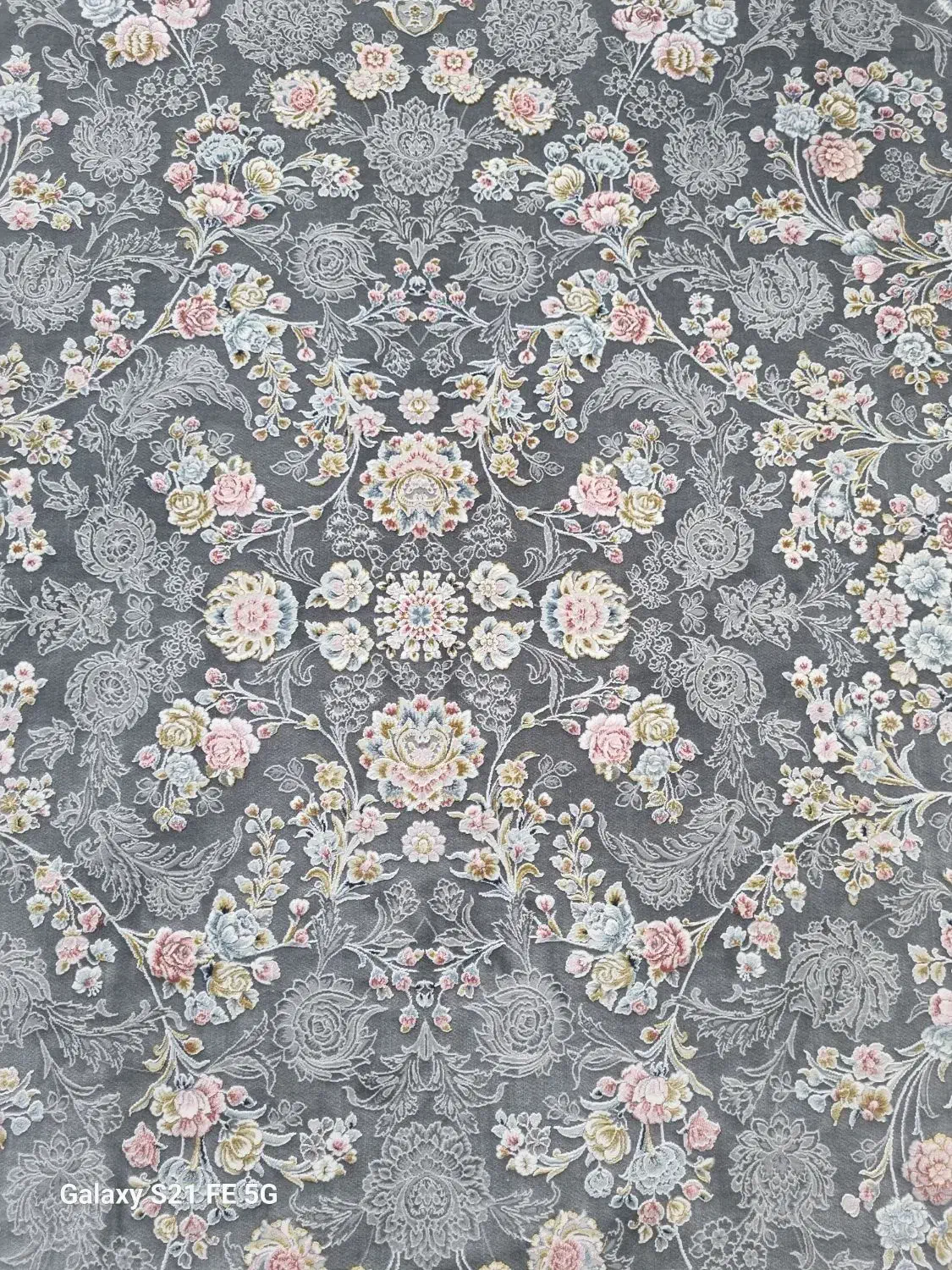 فرش شاد نقش مشهد یا پاریس|فرش|دهگلان, |دیوار