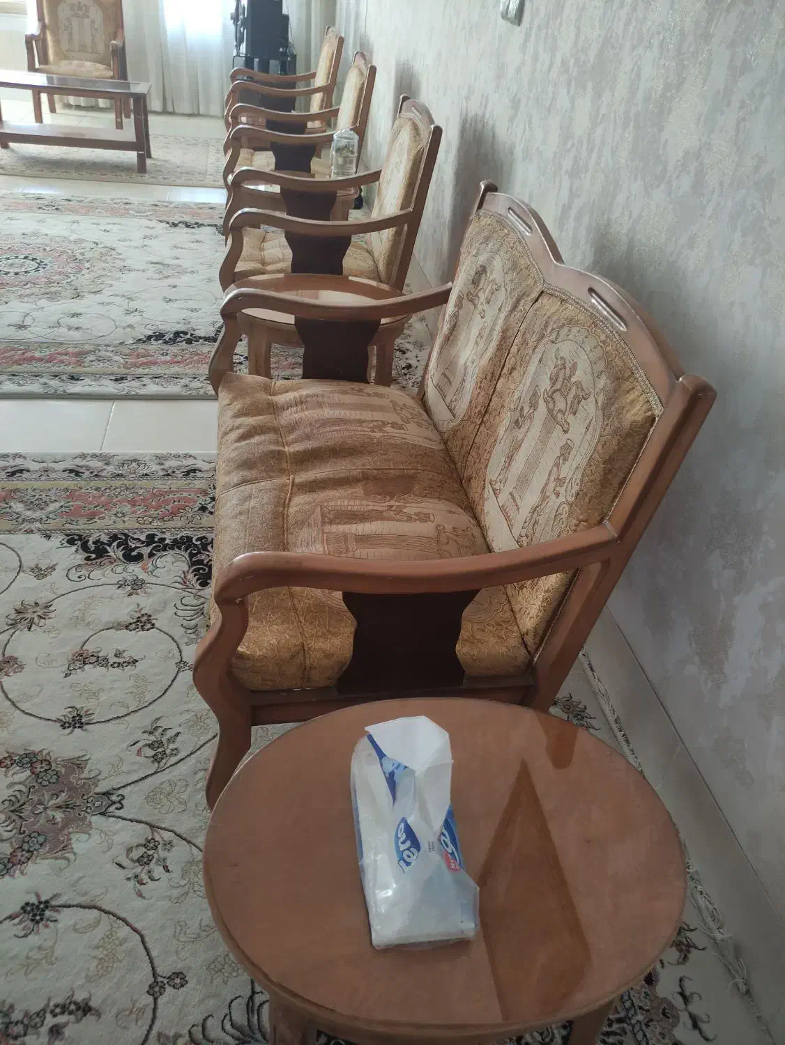 508384|مبلمان خانگی و میز عسلی|لنجان, |دیوار