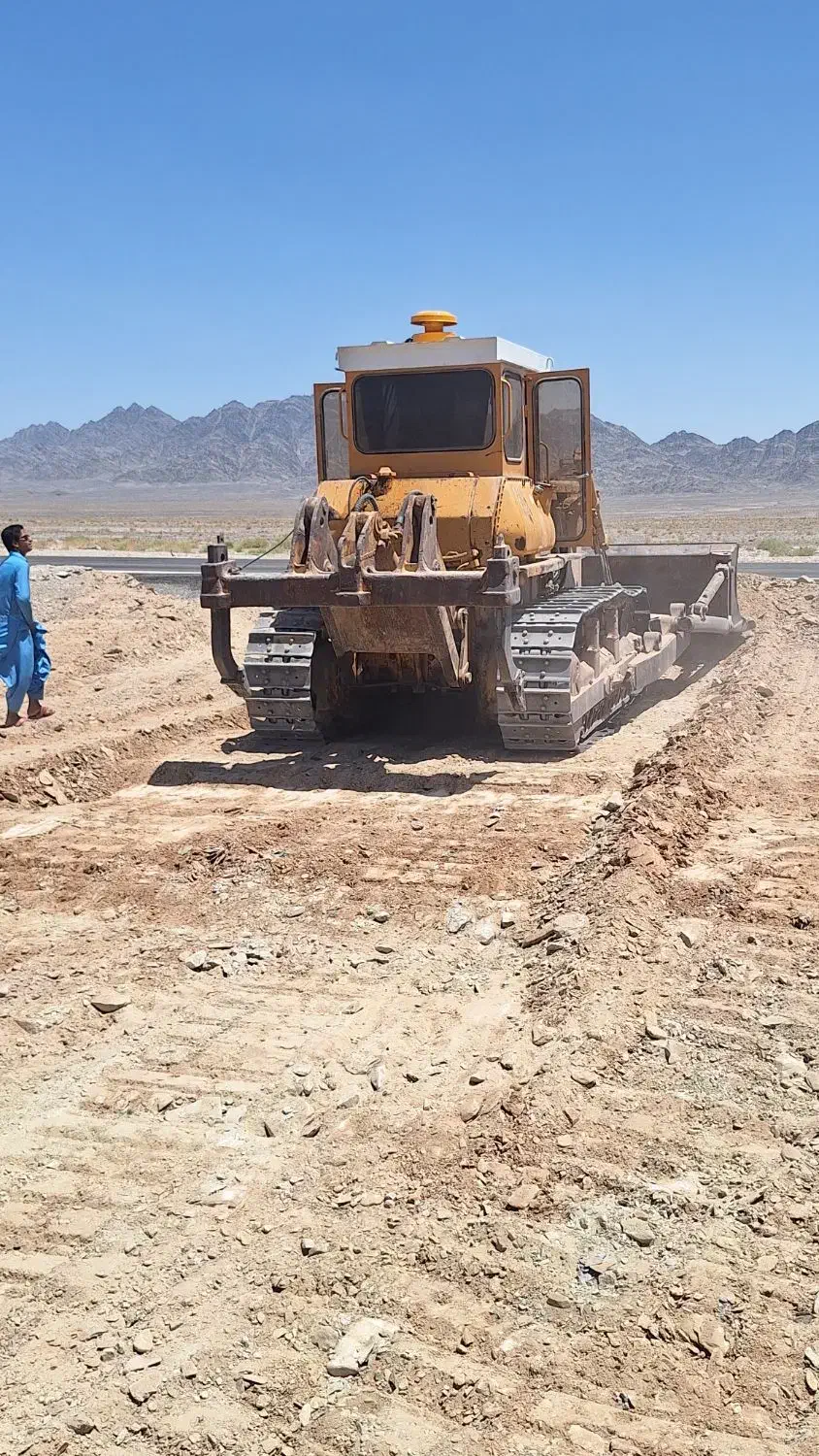 بلدوزر دی ۶۵ سریال ۴۱|خودرو سنگین|سراوان, |دیوار