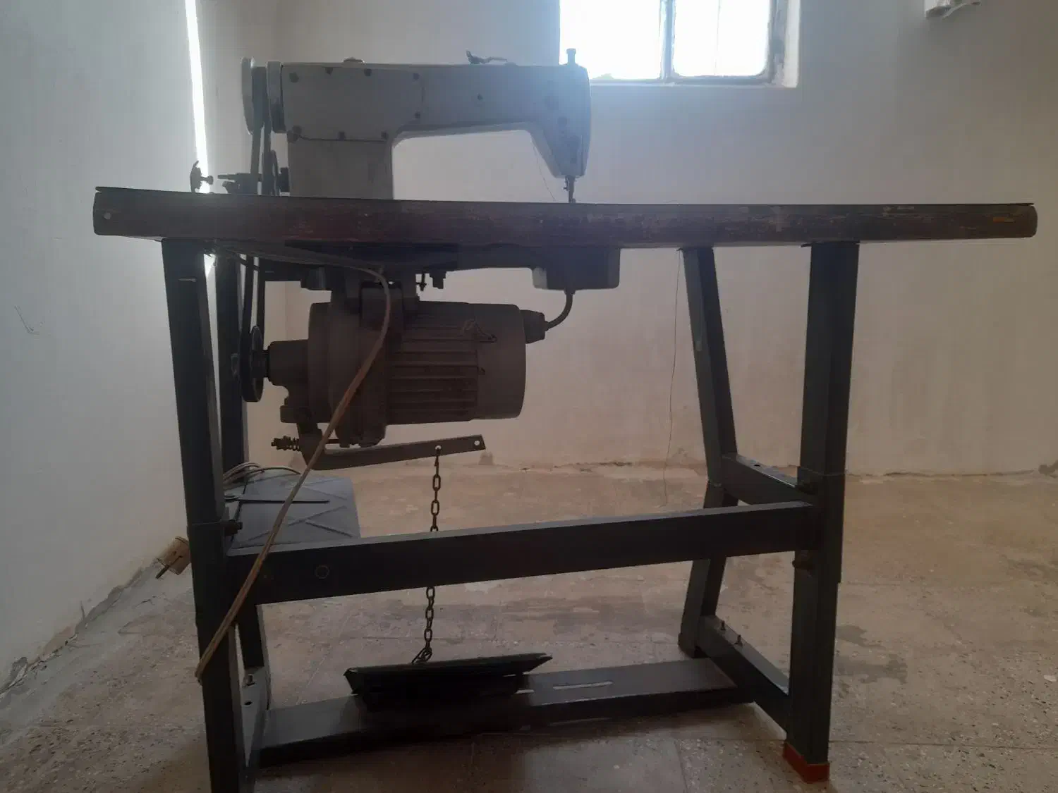 چرخ خیاطی وسردوز|چرخ خیاطی و ریسندگی|قرچک, مهدیه|دیوار