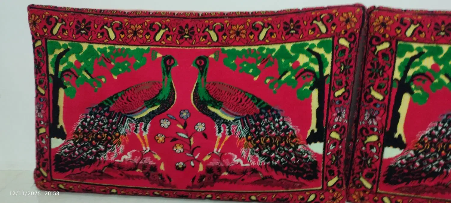 پشتی|پشتی|مشهد, انقلاب|دیوار