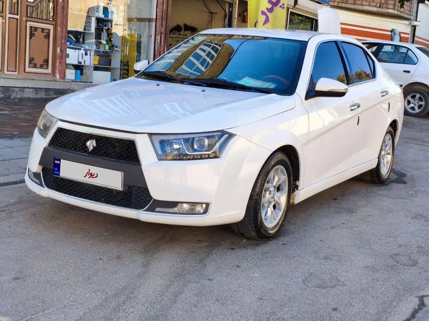 دنا پلاس ۱۴۰۰|خودرو سواری و وانت|سقز, |دیوار