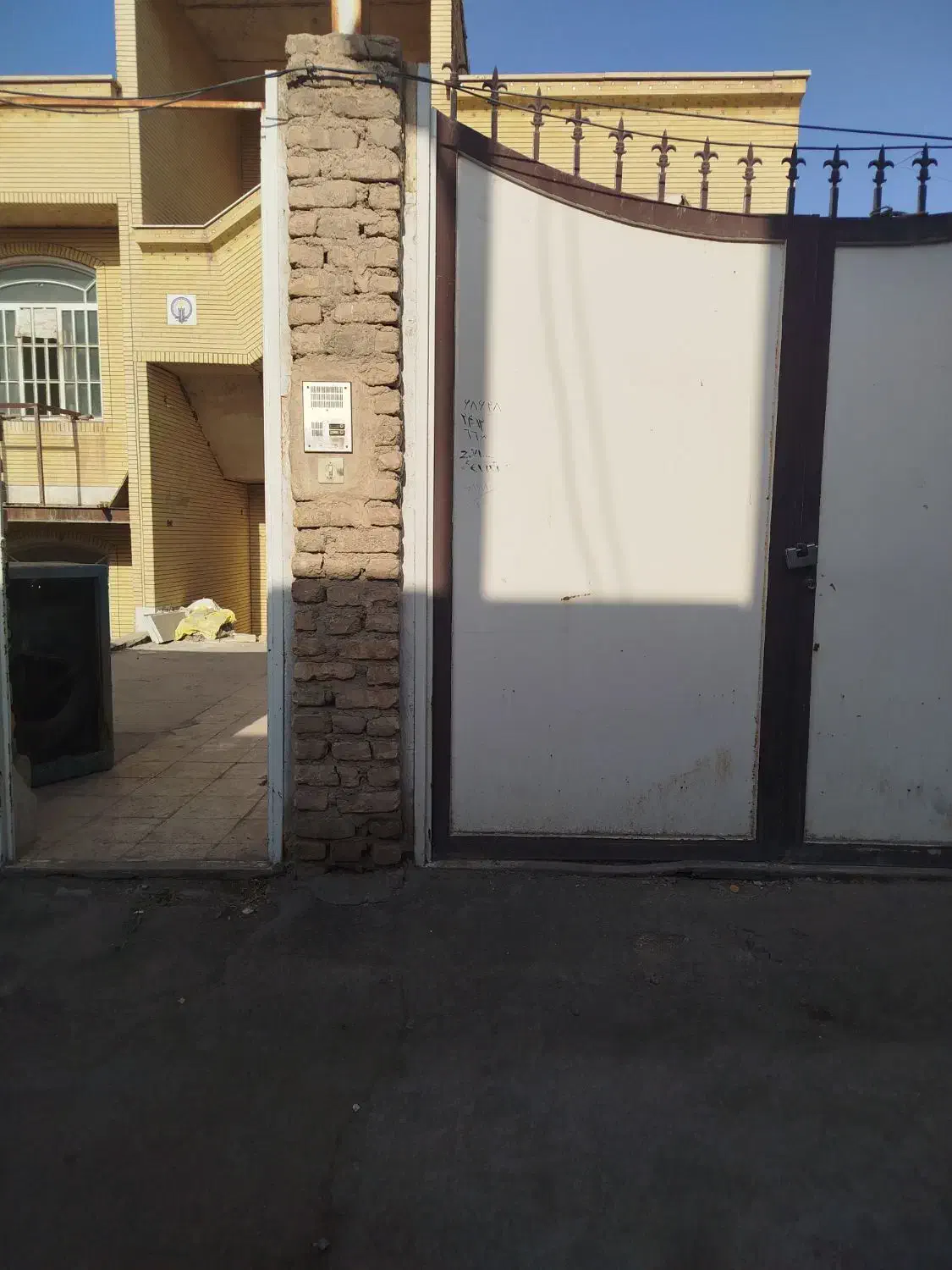 منزل مسکونی در بست|اجارهٔ خانه و ویلا|کاشان, فین کوچک|دیوار