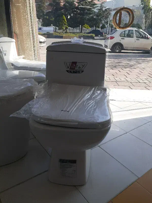 انواع روشویی کابینتی و توالت فرنگی ایرانی|لوازم سرویس بهداشتی|چالوس, |دیوار