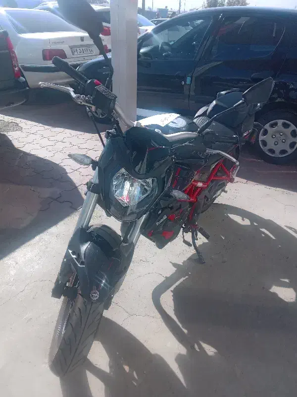 بنلی۲۵۰|موتورسیکلت|همدان, |دیوار