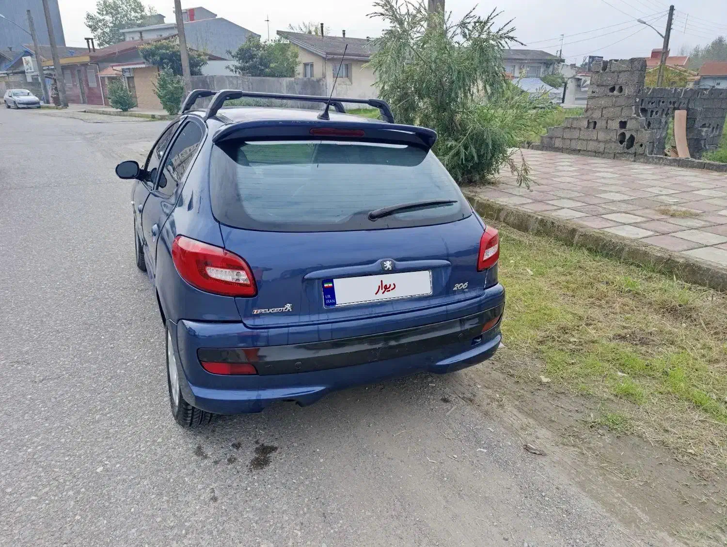 206 لوازمی مدل 81|خودرو سواری و وانت|رشت, پارک شهر|دیوار