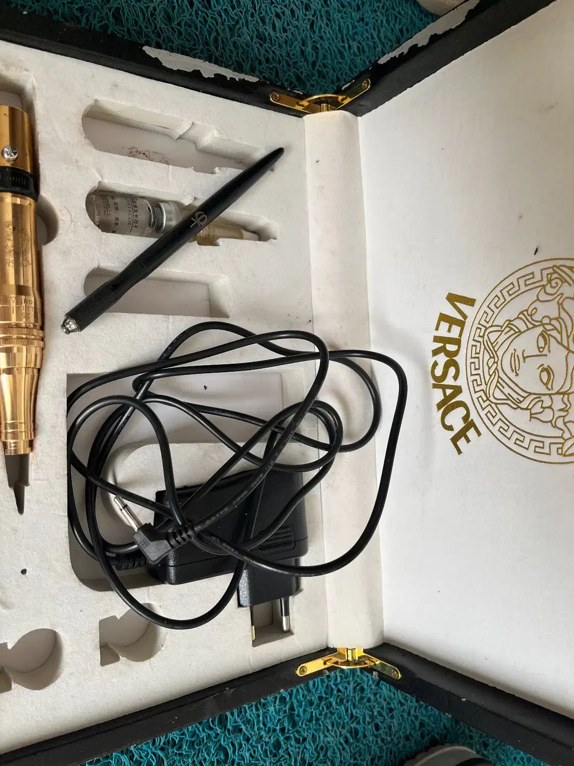 دستگاه تتو کارتریج و دستگاه بخور|آرایشگاه و سالنهای زیبایی|رشت, امین الضرب|دیوار