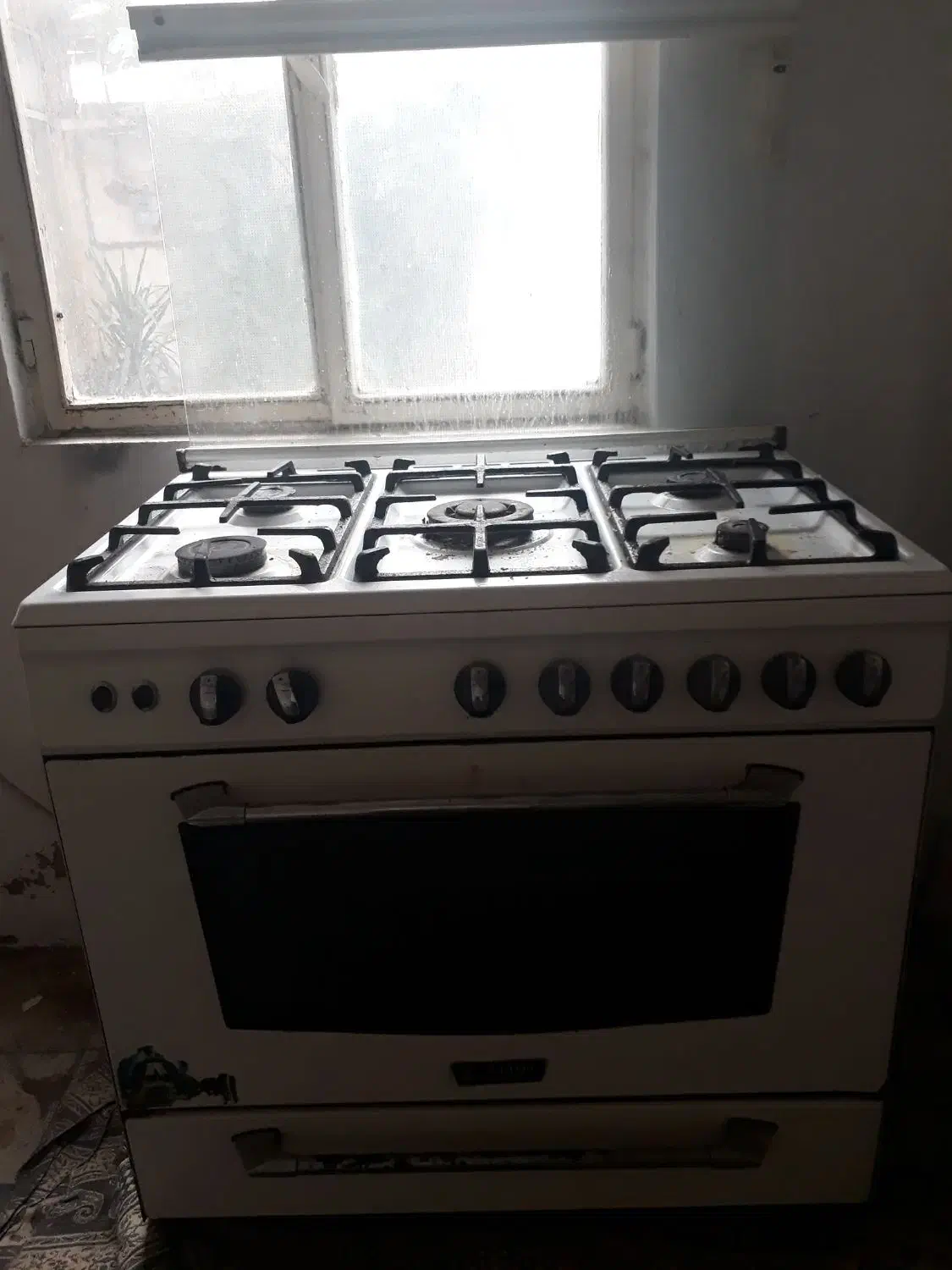 فروش به دلیل کمبود فضابا برند اصل|آبگرمکن، پکیج، شوفاژ|رشت, رودبارتان|دیوار