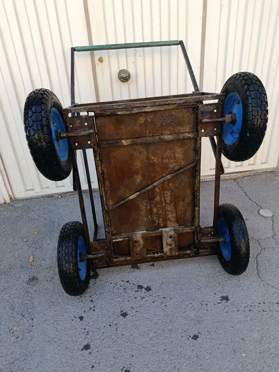 فرغون چهار چرخ(چرخ دستی)|ابزارآلات|تبریز, |دیوار