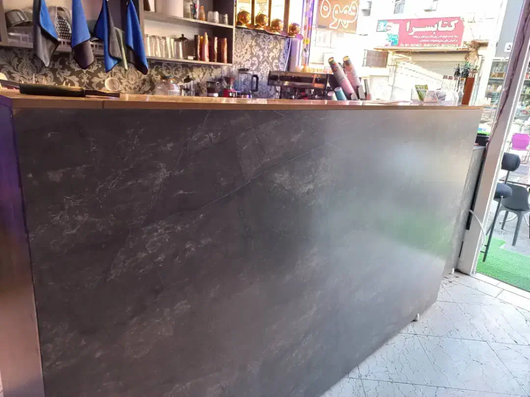 فروش ویترین با صندلی و میز|کافی‌شاپ و رستوران|اسلام‌شهر, باغ فیض|دیوار