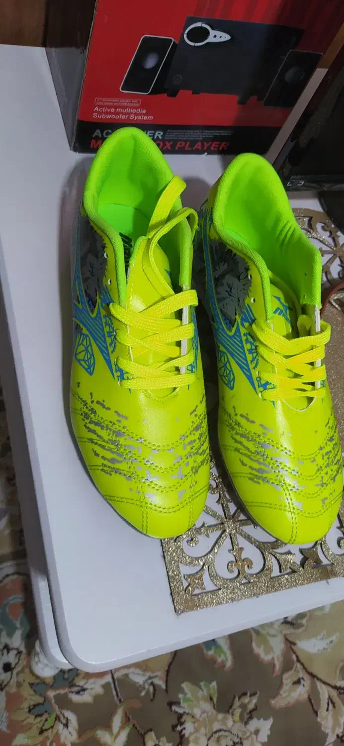 استوک ورزشی|کیف، کفش، کمربند|شلمان, |دیوار