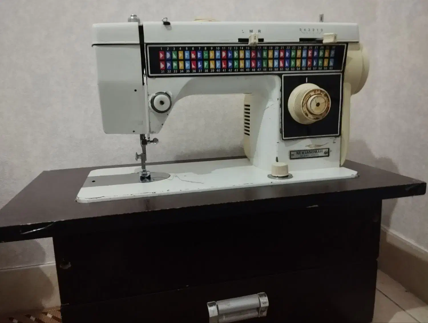 چرخ خیاطی|چرخ خیاطی و ریسندگی|پاکدشت, پاکدشت (مامازند)|دیوار