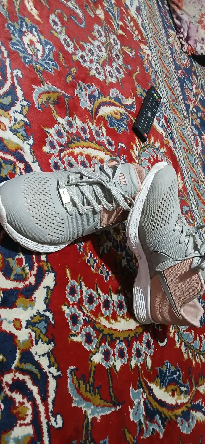 فروشی|کیف، کفش، کمربند|قوچان, |دیوار