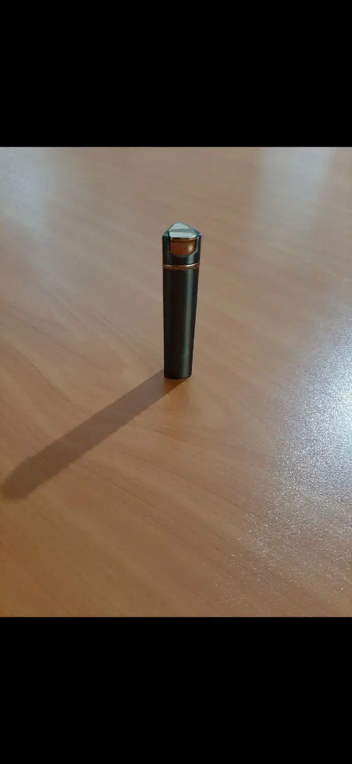 فندک گازی نو|کلکسیون اشیاء عتیقه|میانه, |دیوار