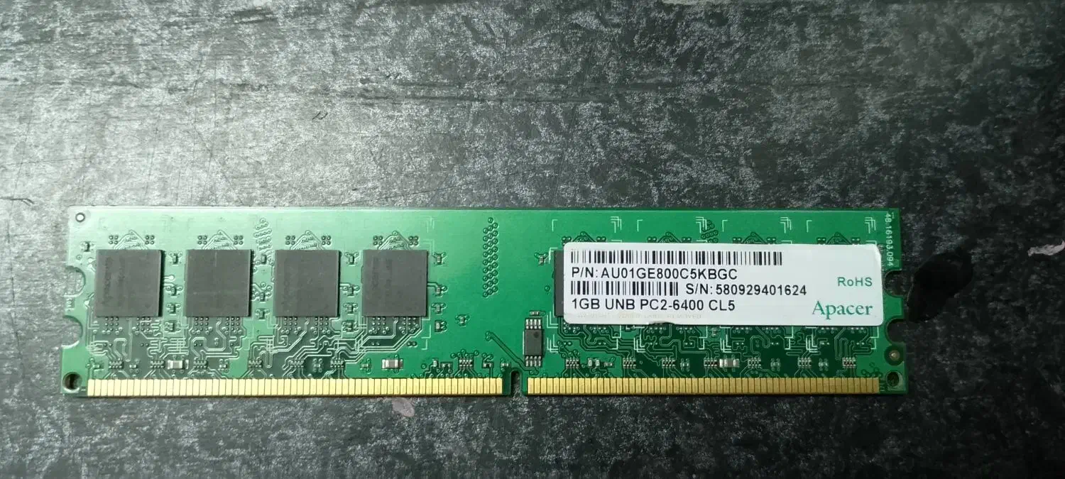 یک عدد رام 1گیگ DDR2|قطعات و لوازم جانبی رایانه|کبودرآهنگ, |دیوار