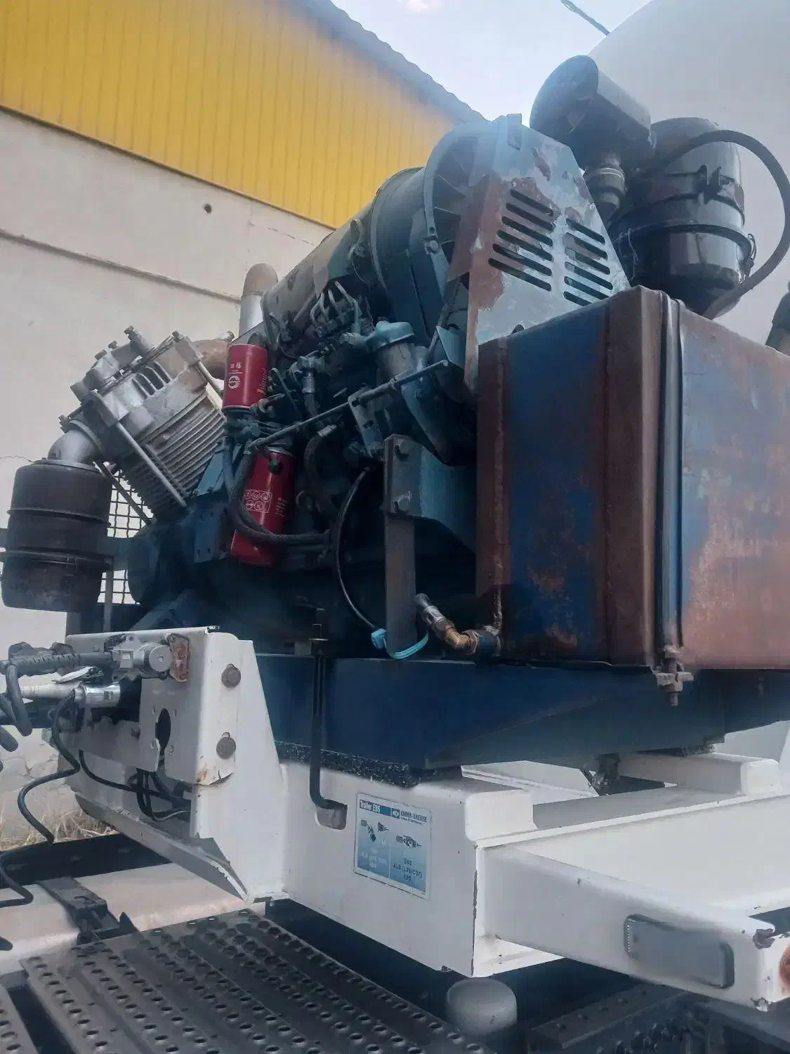 بونکر|خودرو سنگین|فیروزکوه, |دیوار