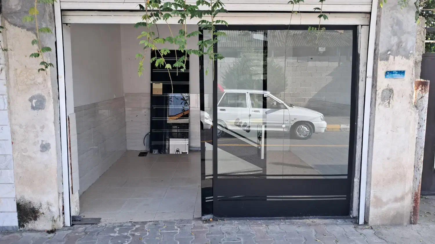 مغازه سند دار با مالکیت|فروش مغازه و غرفه|رشت, آتشگاه|دیوار