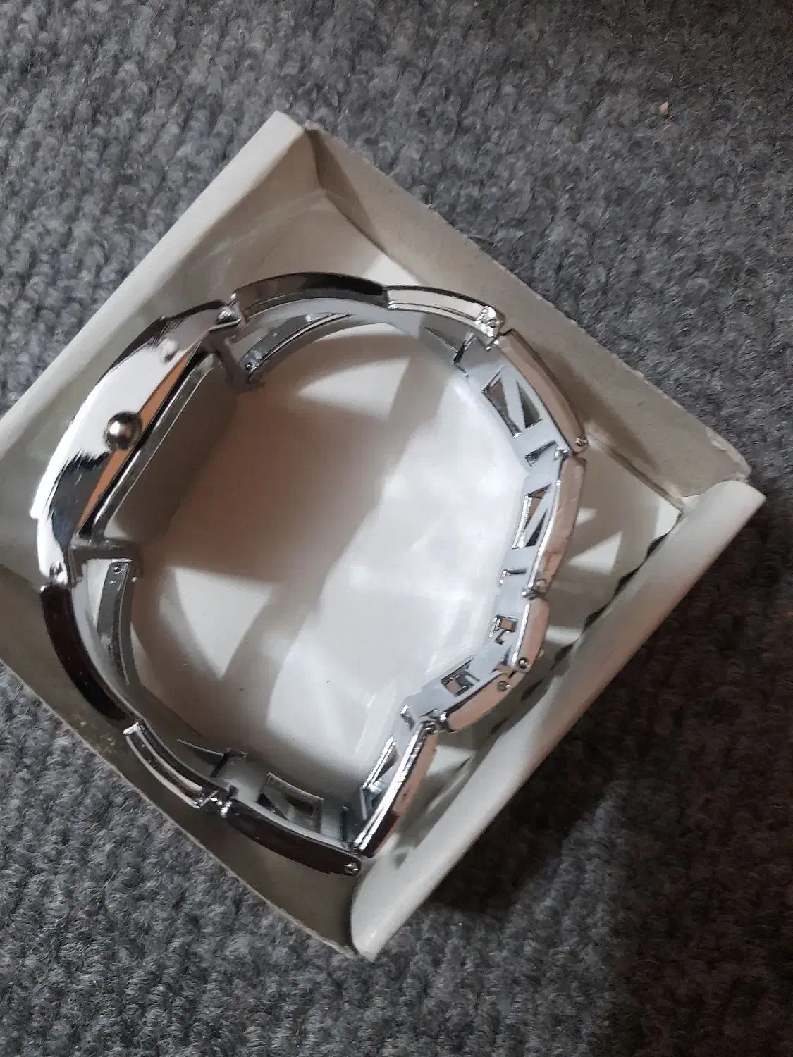 مچی|ساعت|شیراز, سینما سعدی|دیوار