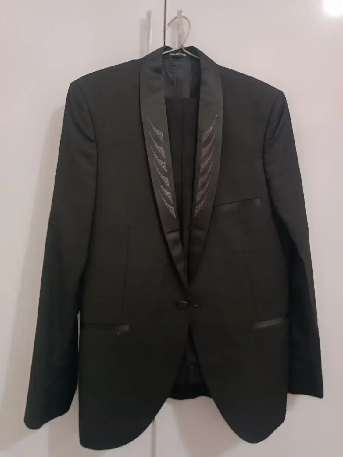 کت و شلوار|لباس|قشم, |دیوار