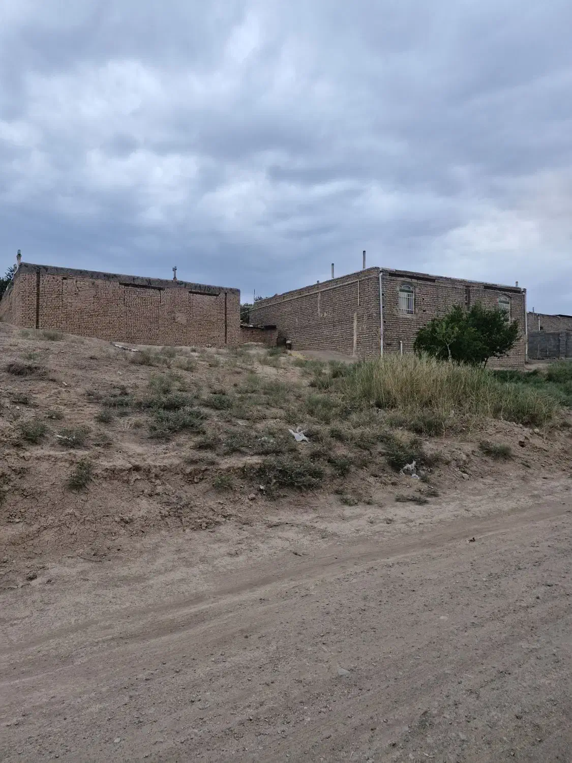 زمین قشلاق چلبلو ۴۴۷متری طرح هادی|فروش زمین و ملک کلنگی|ساوه, |دیوار