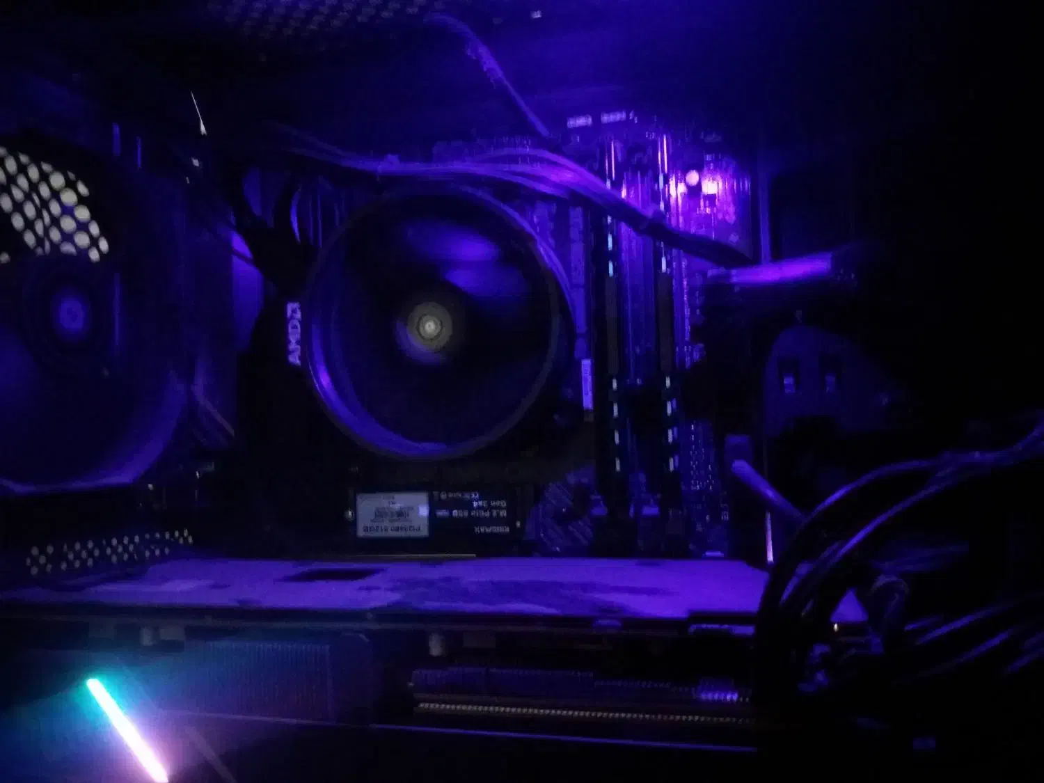 فوری pcگیمینگ حرفه ای مناسب تریدر ها وطراحان|رایانه رومیزی|دوگنبدان, |دیوار