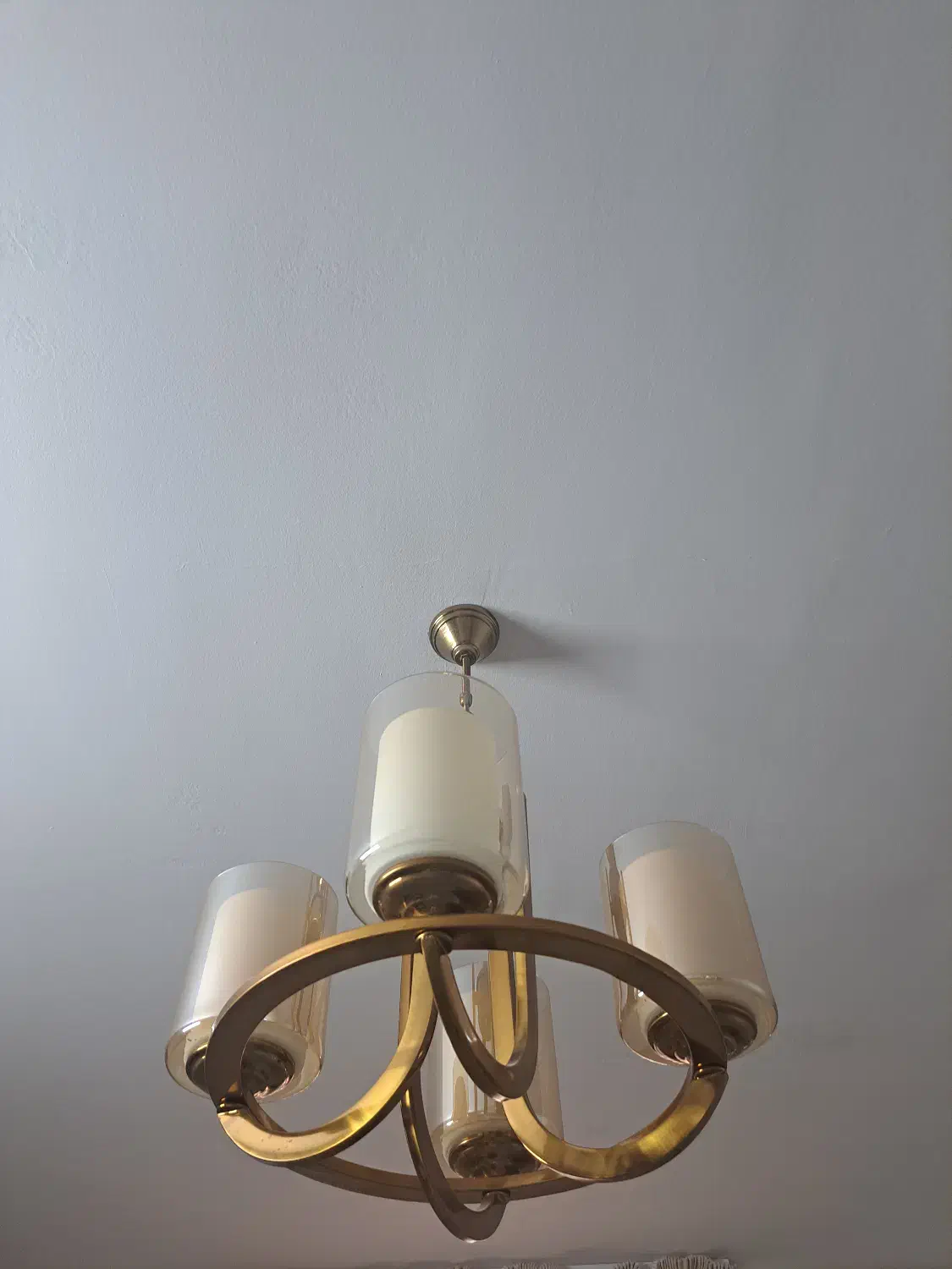 لوستر طلایی کلاسیک ،بدون هیچ ایراد|لوستر و چراغ آویز|لنجان, |دیوار