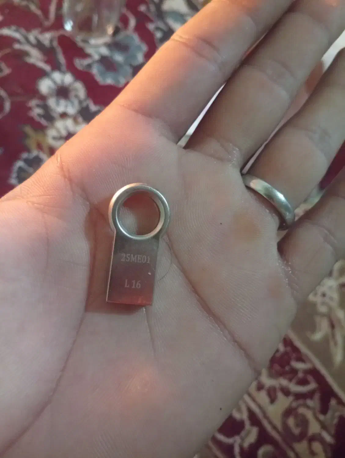 فلش16گیگ سالم|قطعات و لوازم جانبی رایانه|گرگان, |دیوار