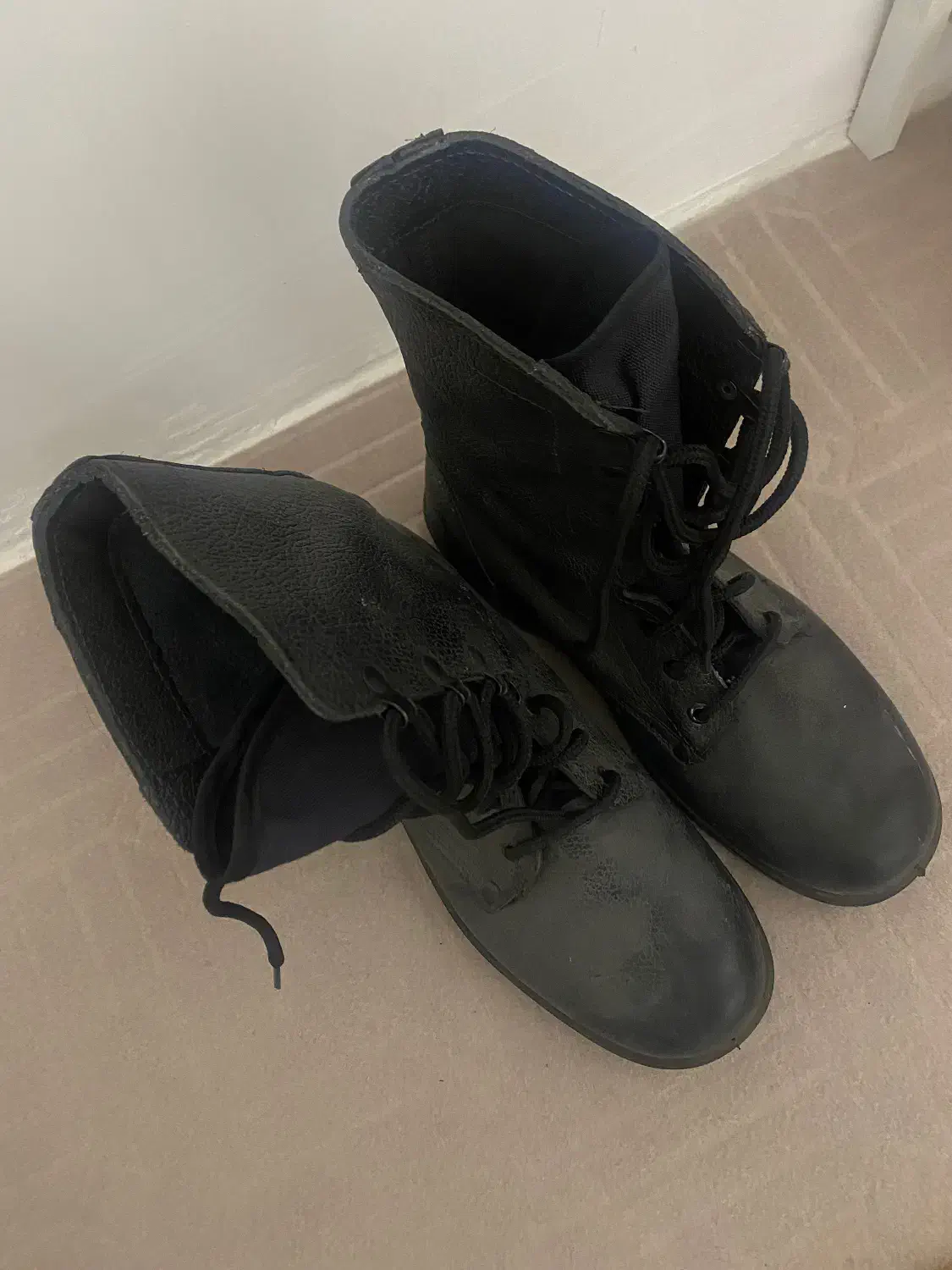 کفش سربازی|کیف، کفش، کمربند|تربت‌حیدریه, شهرک ولیعصر|دیوار