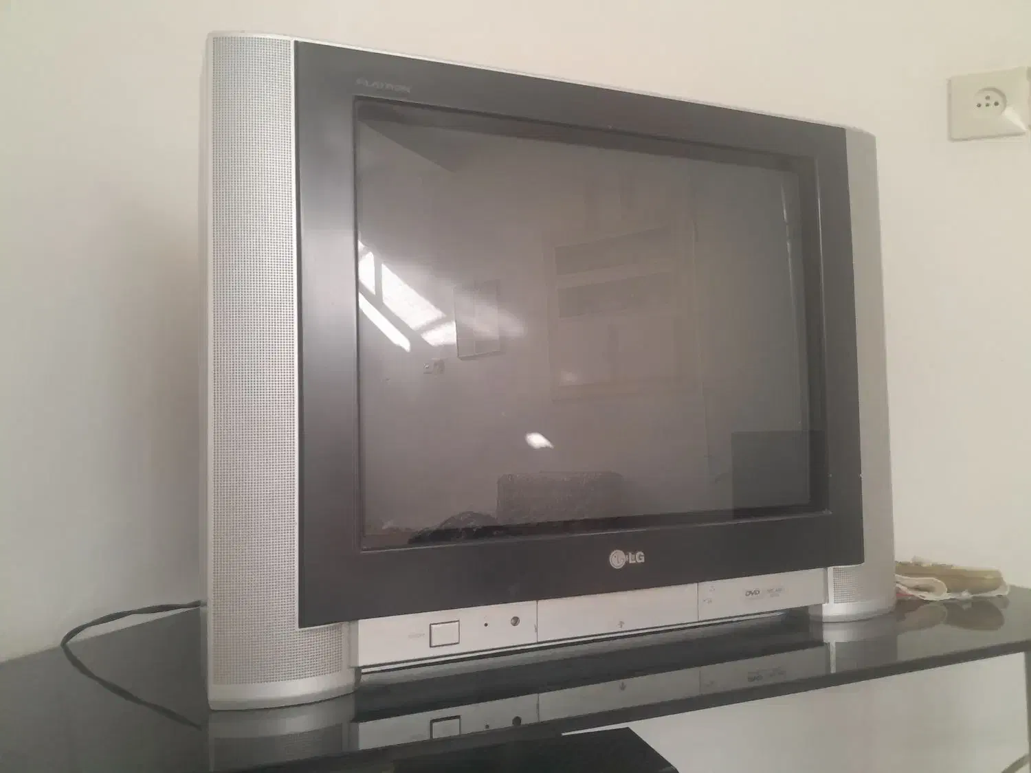 تلویزیون 21اینچ الجی|تلویزیون و پروژکتور|سنندج, |دیوار