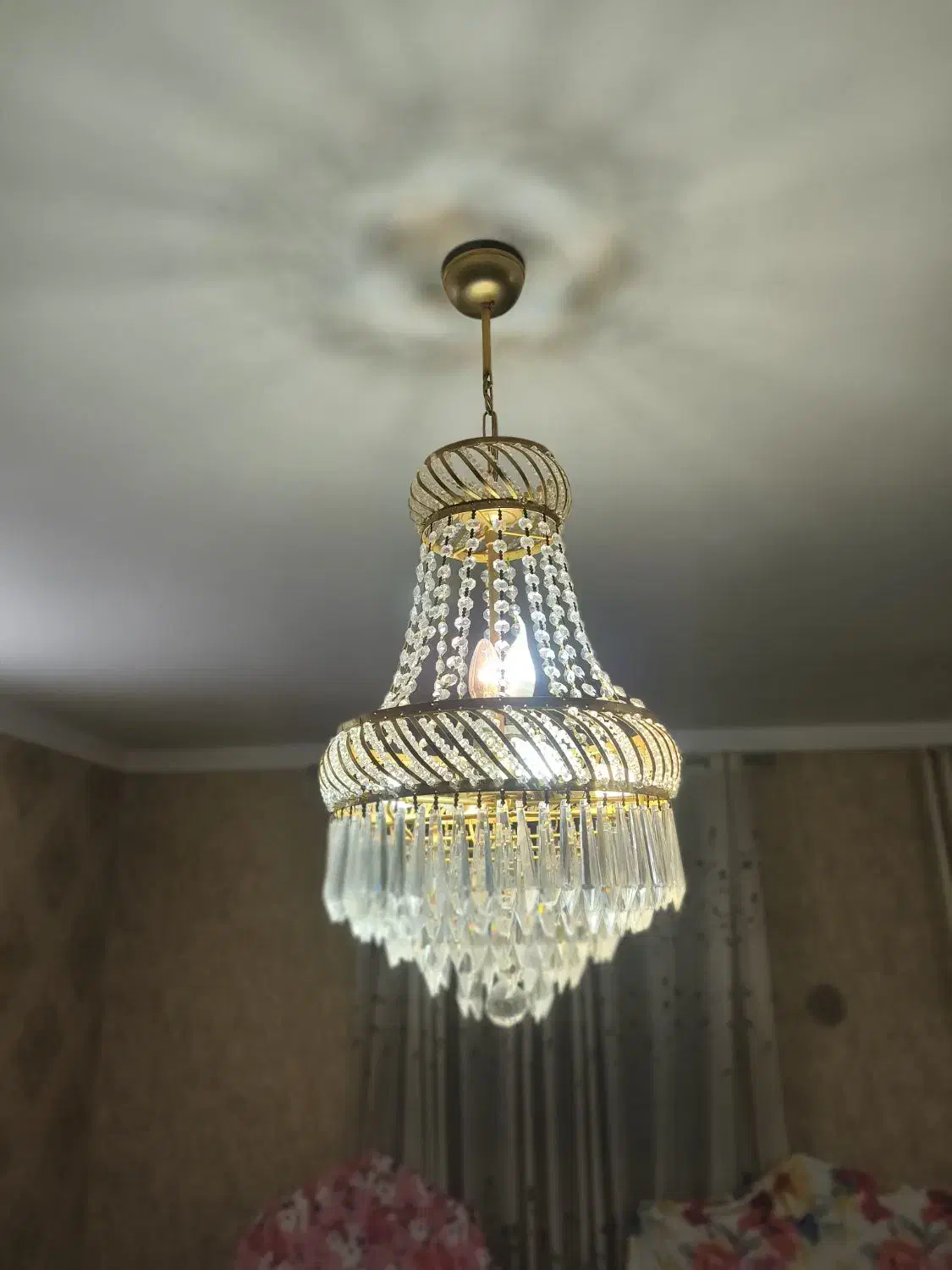 دو عدد لوستر خوش قیمت و خوشگل|لوستر و چراغ آویز|زنجان, |دیوار