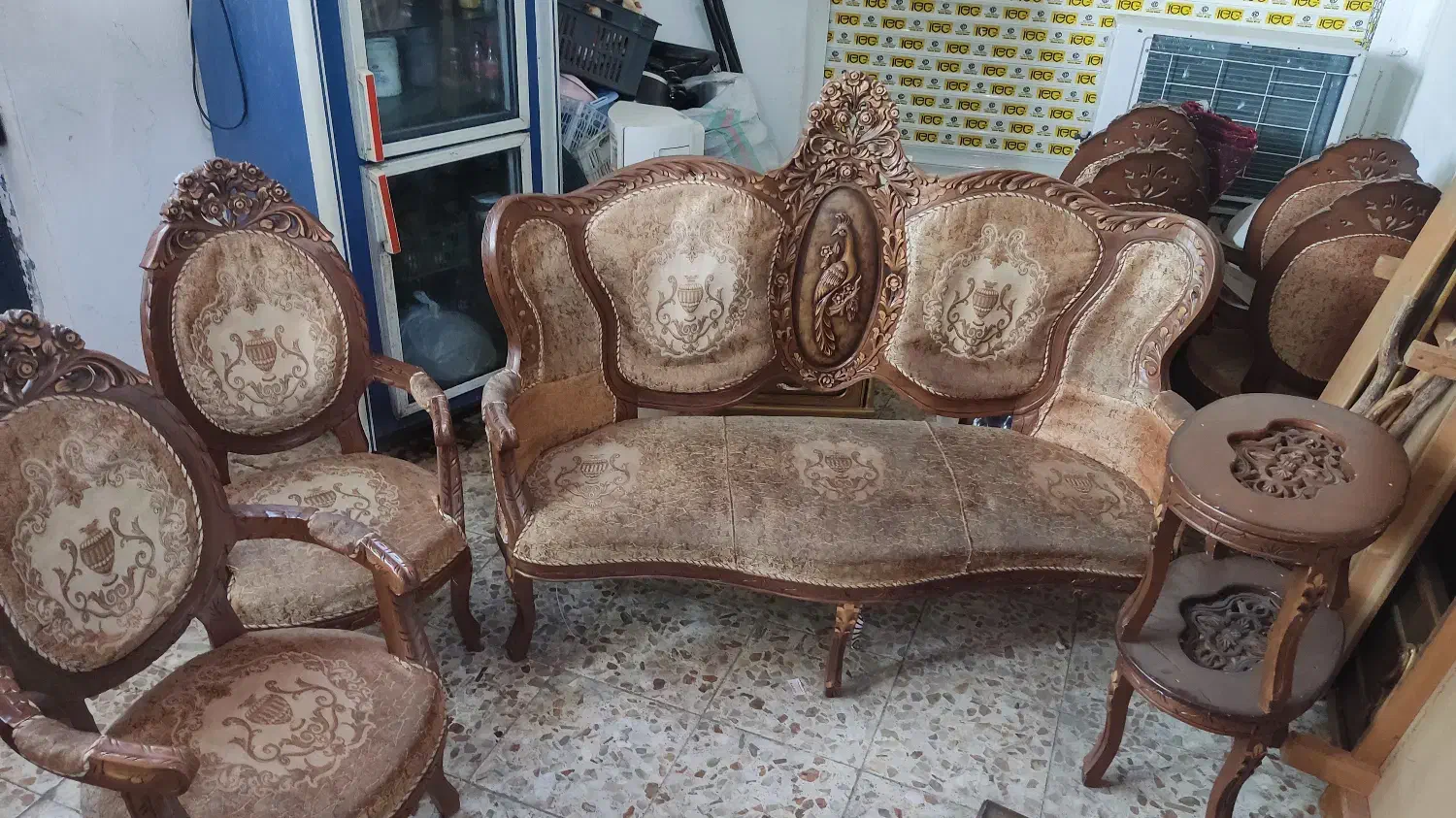 مبل سلطنتی|مبلمان خانگی و میز عسلی|ساری, |دیوار