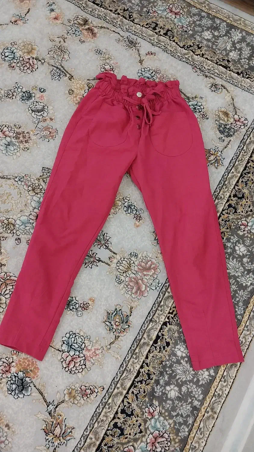 لباس زنانه|لباس|رشت, فخب|دیوار