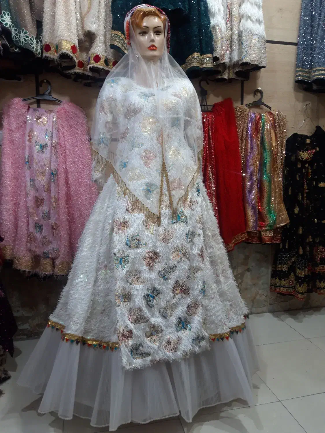 لباس محلی|لباس|شیراز, شهرک کوثر|دیوار