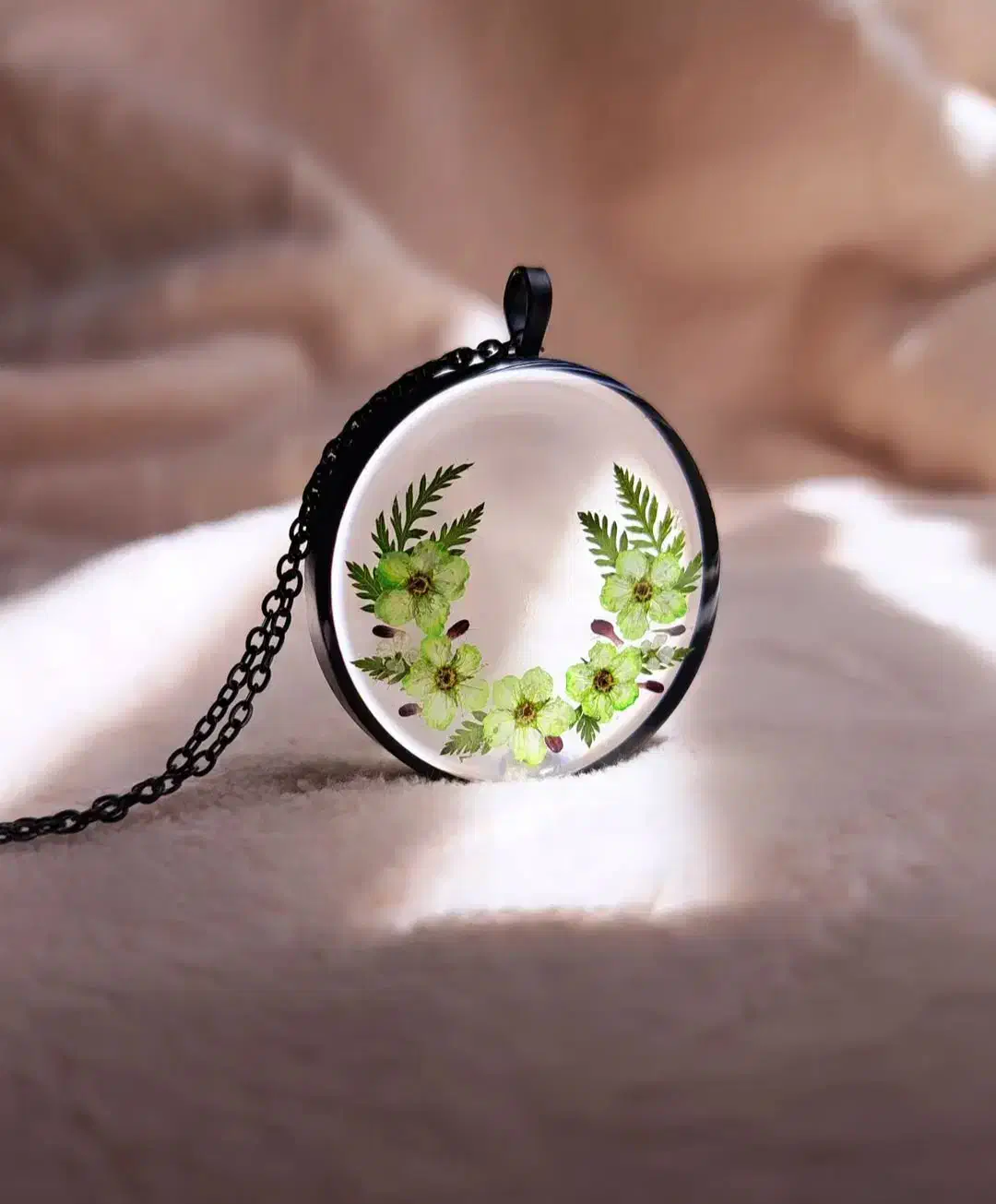 محصولات رزینی اکسسوری|زیورآلات و اکسسوری|نیشابور, شهرک ولیعصر|دیوار