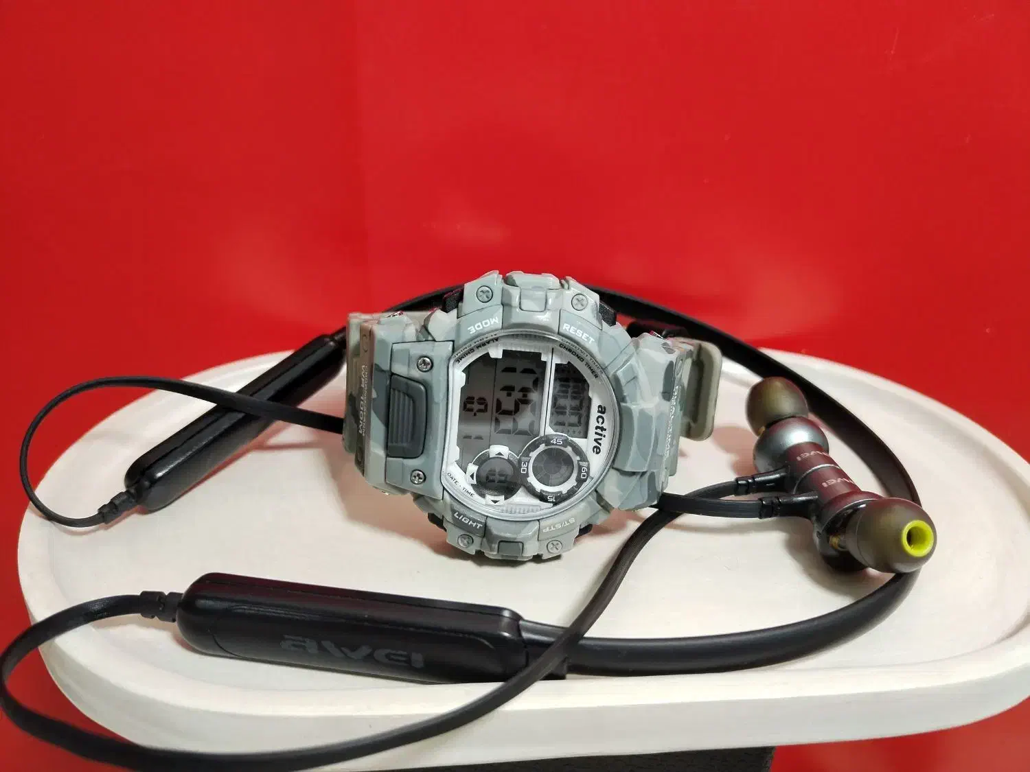 ساعت ACTIVE و هندزفری بلوتوثی Awei در حد نو|لوازم جانبی موبایل و تبلت|تربت‌حیدریه, شهرک ولیعصر|دیوار