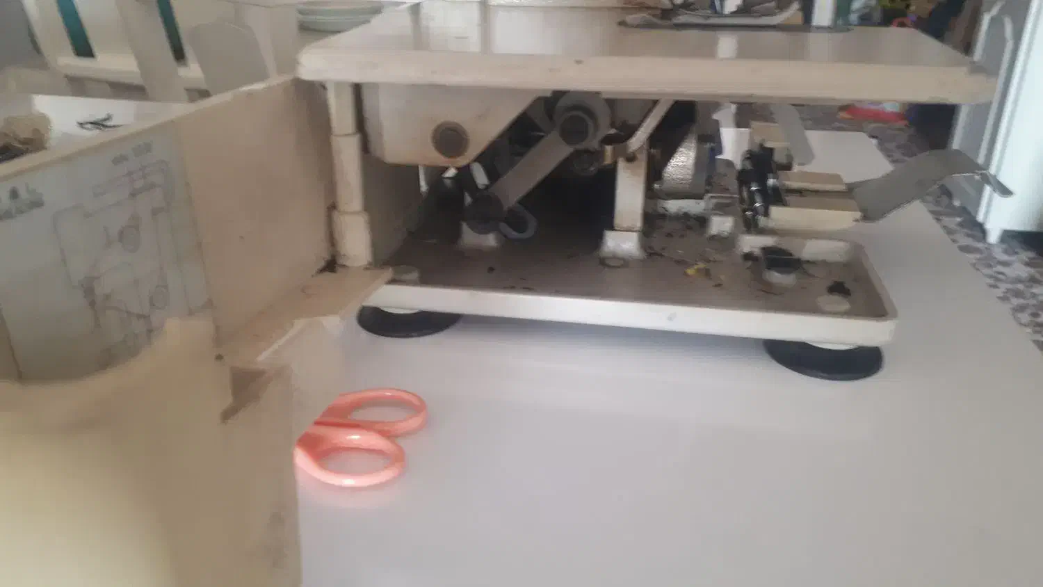 یک دستگاه چرخ سردوز مامی لوک در حد نو|چرخ خیاطی و ریسندگی|تربتحیدریه, منصوریه|دیوار