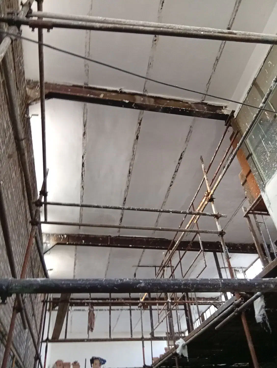 کاشی کاری کاشیکاری سرامیک کاری گچکاری سیمان کاری|خدمات پیشه و مهارت|تهران, فلسطین (میدان انقلاب)|دیوار