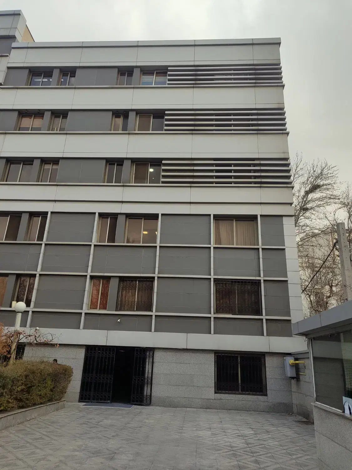 اجاره 100م،موقعیت اداری در بلوار قیطریه( هوم آفیس)|اجارهٔ دفتر کار، اتاق اداری، مطب|تهران, قیطریه|دیوار