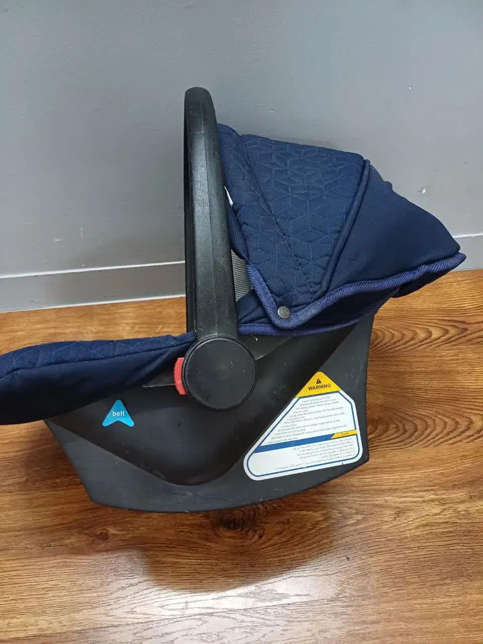 کریر سبک و تمیز|کالسکه و لوازم جانبی|قم, دروازه کاشان|دیوار