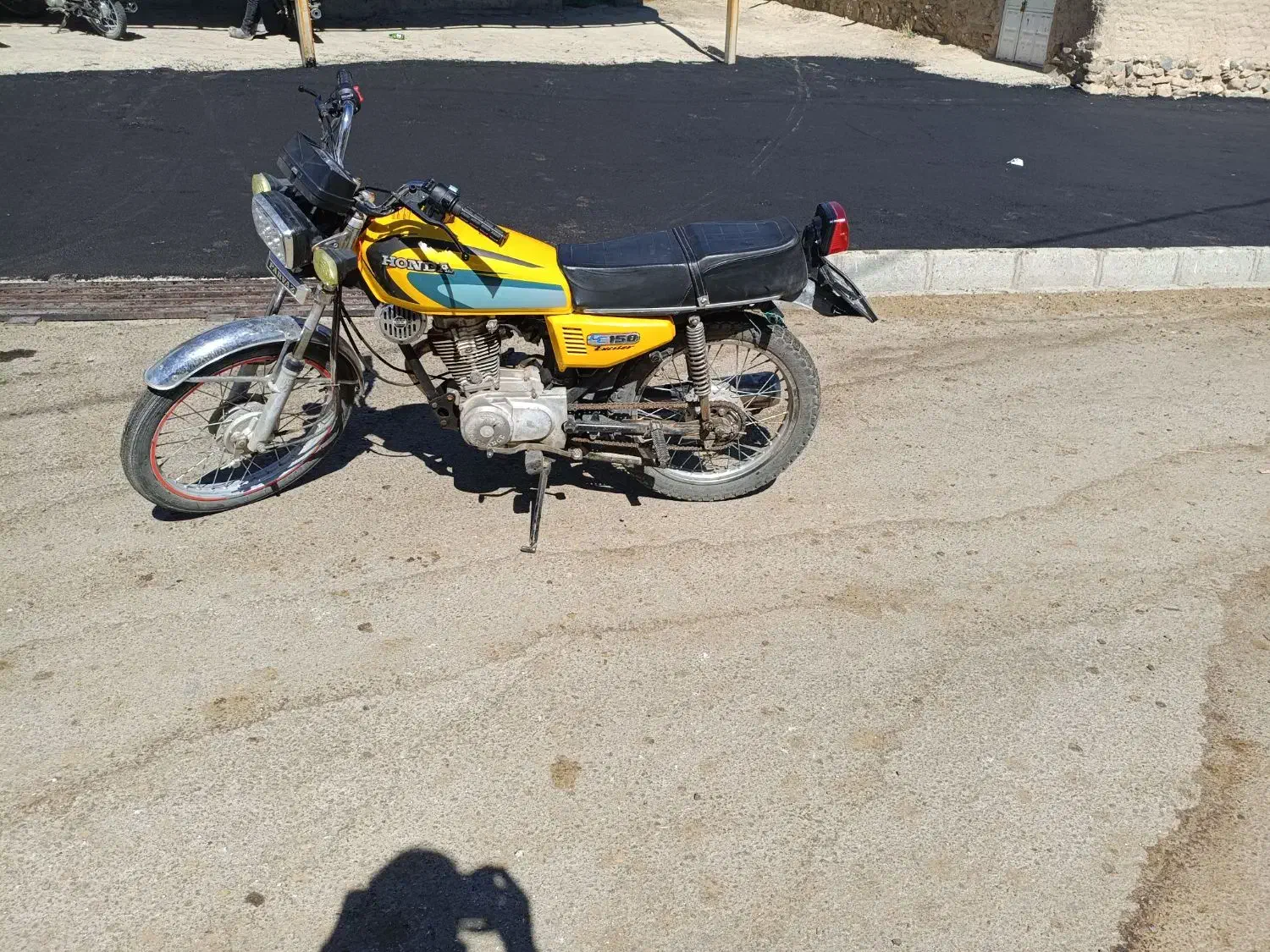 هندا 150دستی|موتورسیکلت|قروه, |دیوار